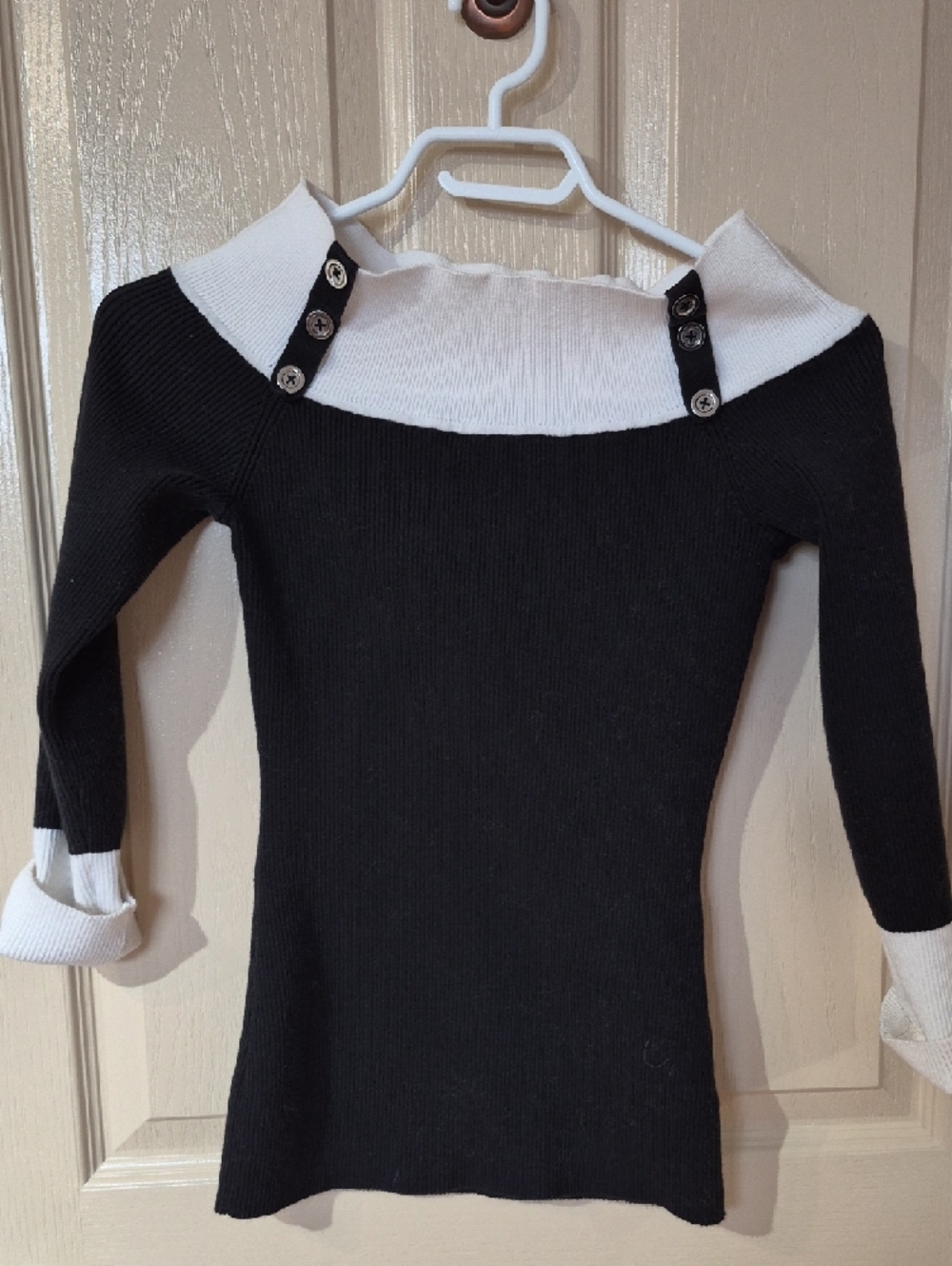 White House Black Market Black & White Off-Shoulder Button Strap Sweater - Picture 3 of 8